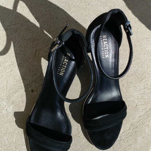 Kenneth Cole Reaction high heels - Picture 3 of 4